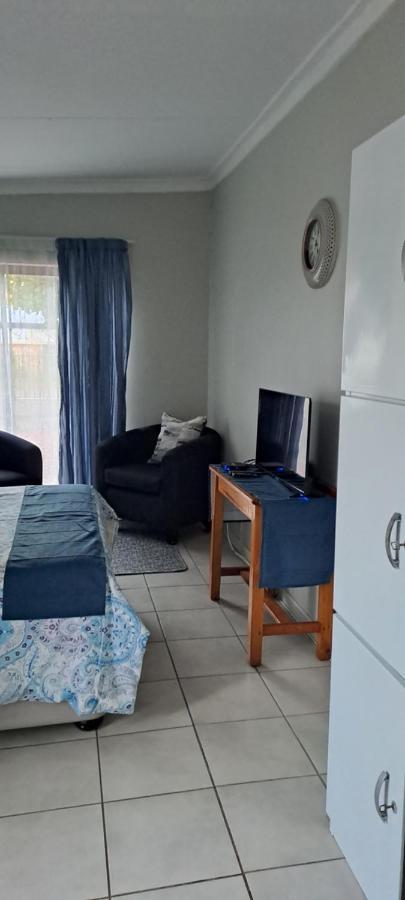 The Cottage Unit Bloemfontein Exteriör bild